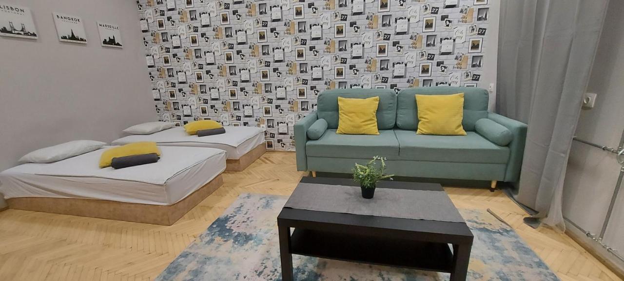 Studio 4 Apartment In The Party District Budapeste Exterior foto